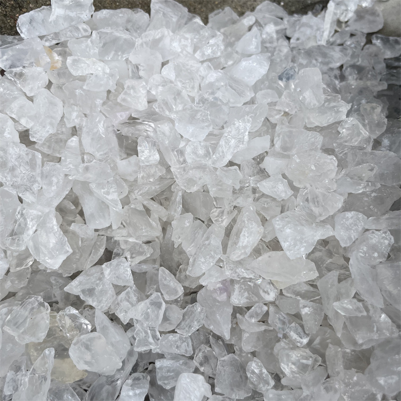 حجر الكوارتز الطبيعي الشفاف ال - مراجعة Aquarium Sand White وسعره